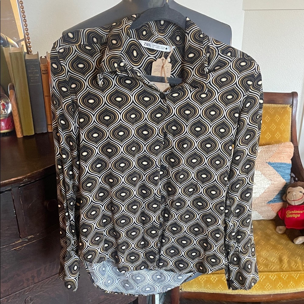 Zara Geometric Black and White Shirt